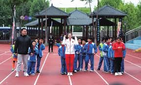 全村荣耀｜村运会x新华社 成都站线下开幕，电竞狂欢席卷蓉城